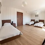 Zygmuntowska 3*