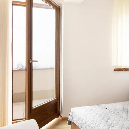 Bed & Breakfast Zygmuntowska 3*